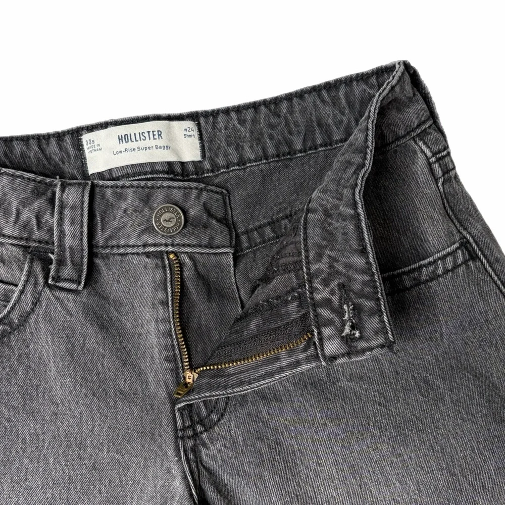 Hollister | Low Rise Super Baggy Jeans - 24 Short - Picture 9 of 14